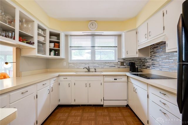 3300 Beaumonde Lane, Dayton, OH 45409