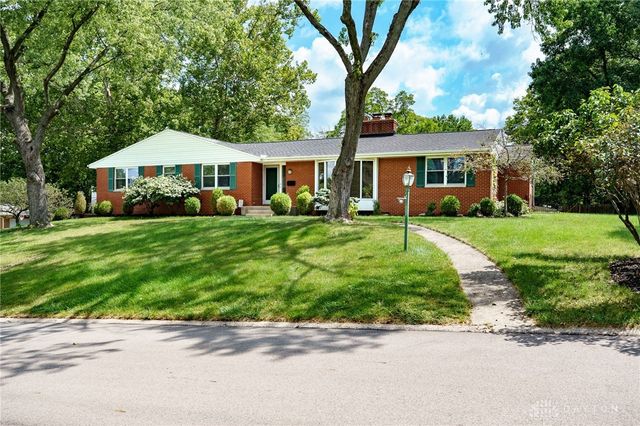 3300 Beaumonde Lane, Dayton, OH 45409
