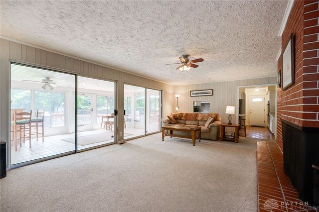 3300 Beaumonde Lane, Dayton, OH 45409