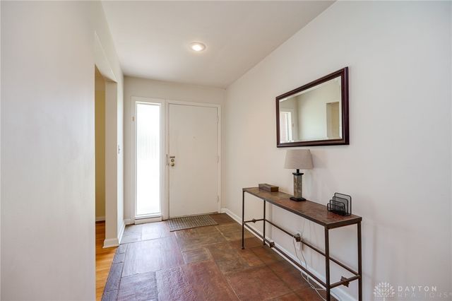 3300 Beaumonde Lane, Dayton, OH 45409