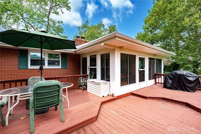3300 Beaumonde Lane, Dayton, OH 45409