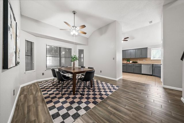 723 Keessee Drive, Cedar Hill, TX 75104