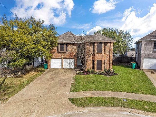 723 Keessee Drive, Cedar Hill, TX 75104