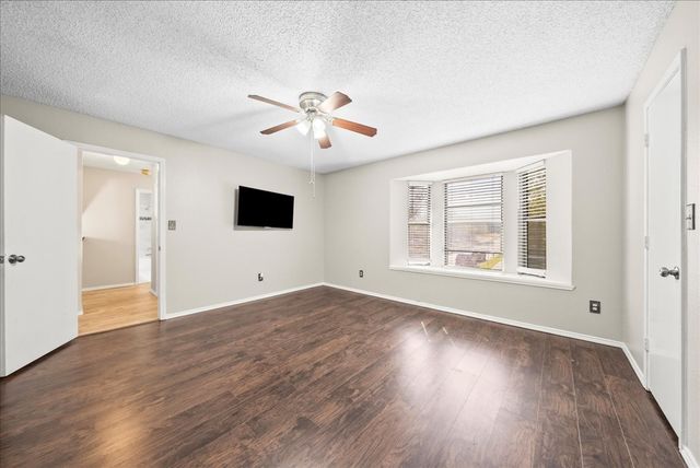 723 Keessee Drive, Cedar Hill, TX 75104