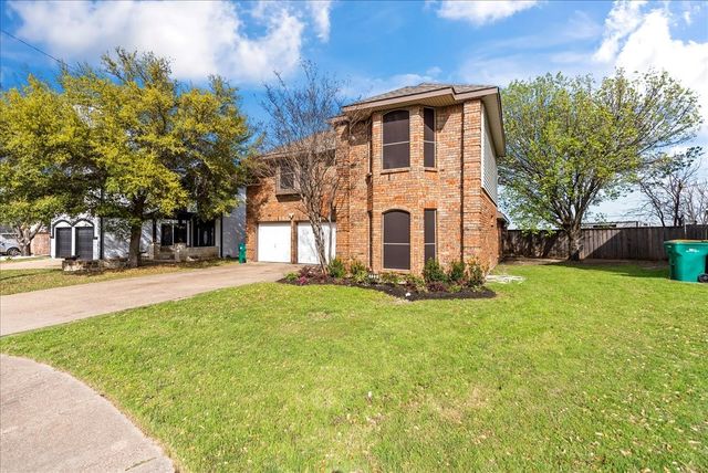 723 Keessee Drive, Cedar Hill, TX 75104