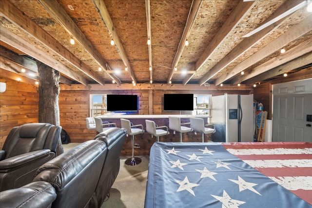 723 Keessee Drive, Cedar Hill, TX 75104