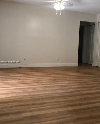 9999 Summerbreeze Drive 414, Sunrise, FL 33322