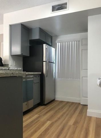9999 Summerbreeze Drive 414, Sunrise, FL 33322