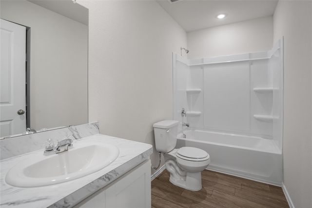 128 Road 5714, Cleveland, TX 77327
