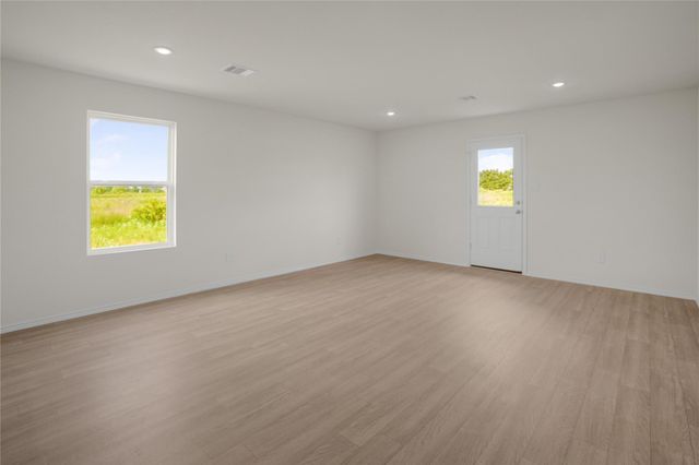 128 Road 5714, Cleveland, TX 77327