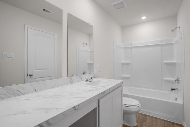 128 Road 5714, Cleveland, TX 77327