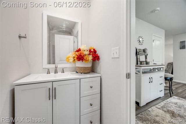 33506 Carly Court, Westland, MI 48186