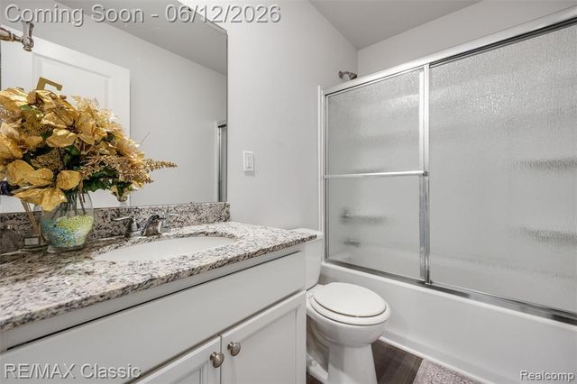 33506 Carly Court, Westland, MI 48186