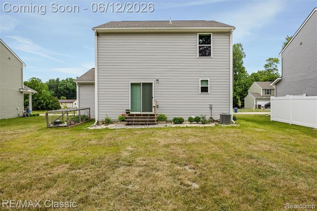 33506 Carly Court, Westland, MI 48186