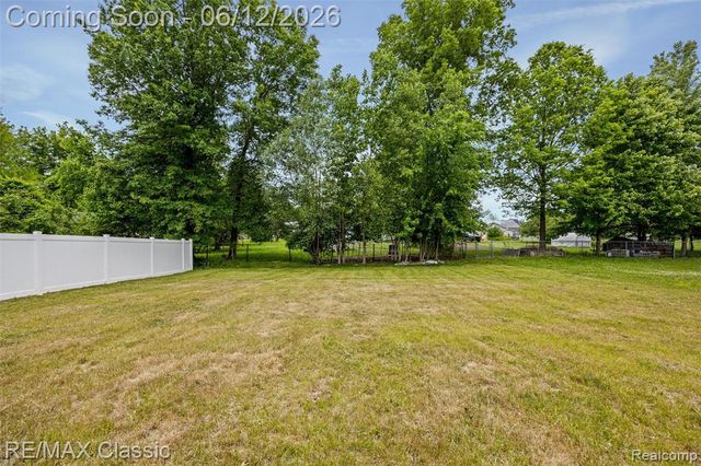 33506 Carly Court, Westland, MI 48186