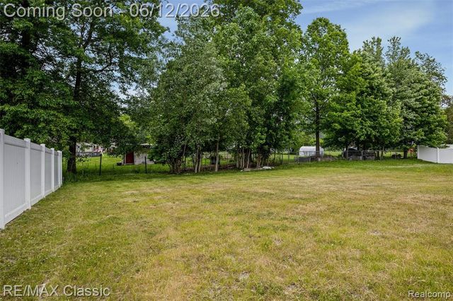 33506 Carly Court, Westland, MI 48186