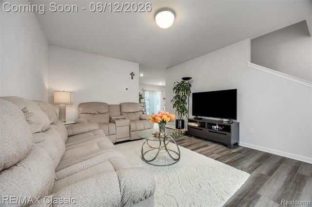 33506 Carly Court, Westland, MI 48186
