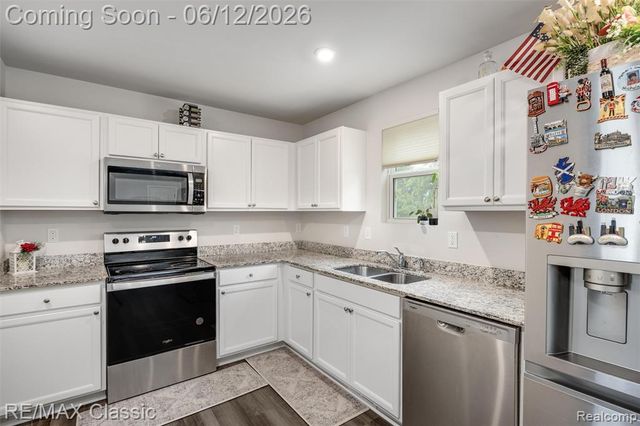 33506 Carly Court, Westland, MI 48186