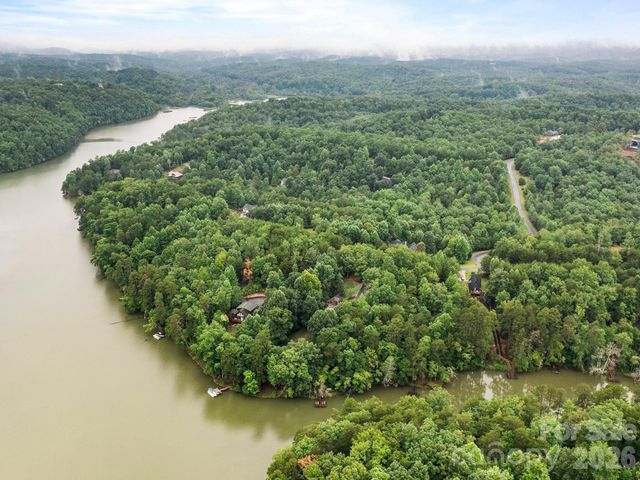 46 Indian Summer Lane, Mill Spring, NC 28756
