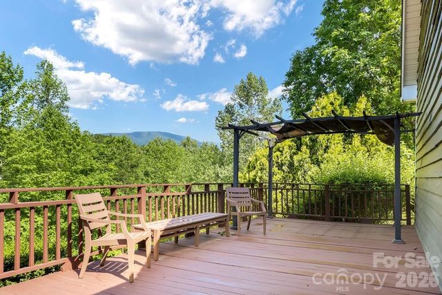 46 Indian Summer Lane, Mill Spring, NC 28756