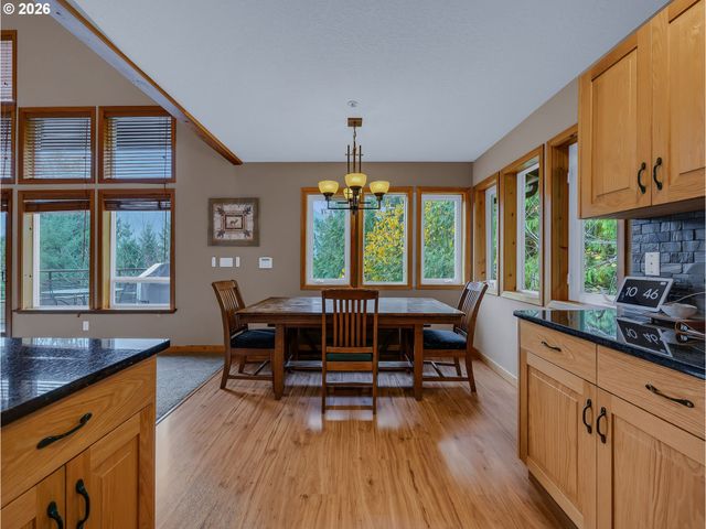25583 E CHESTER MOUNTAIN Dr, Welches, OR 97067