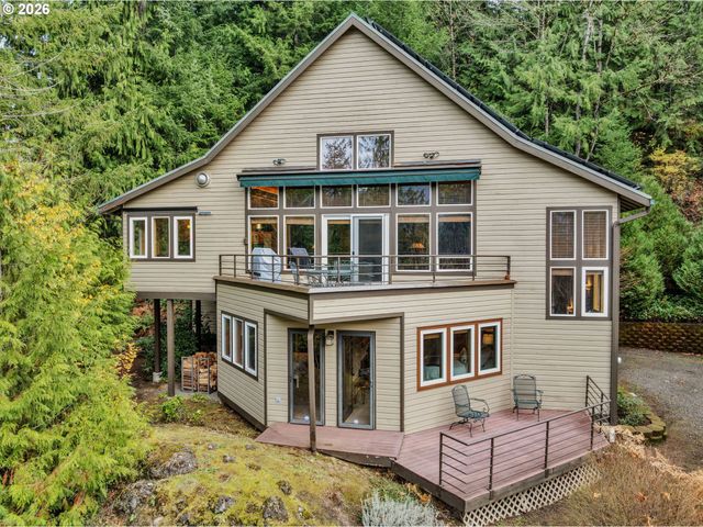 25583 E CHESTER MOUNTAIN Dr, Welches, OR 97067