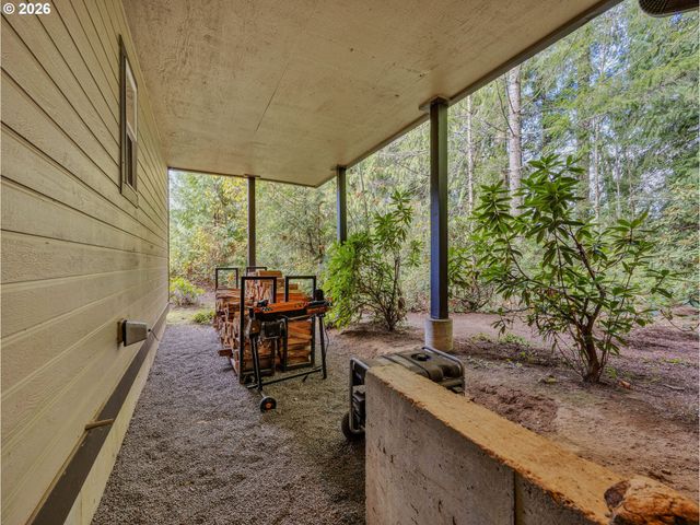 25583 E CHESTER MOUNTAIN Dr, Welches, OR 97067