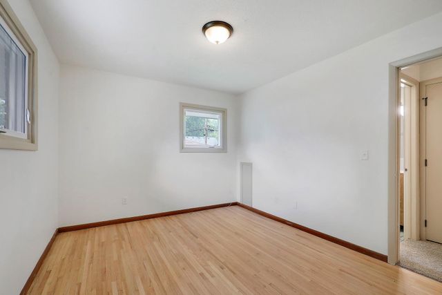 728 6th Avenue S, Hopkins, MN 55343