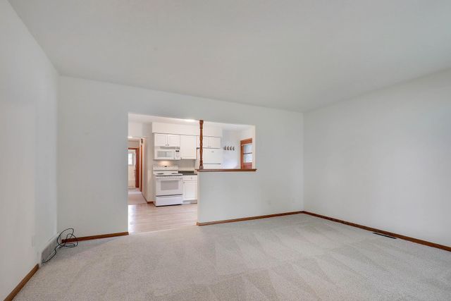 728 6th Avenue S, Hopkins, MN 55343