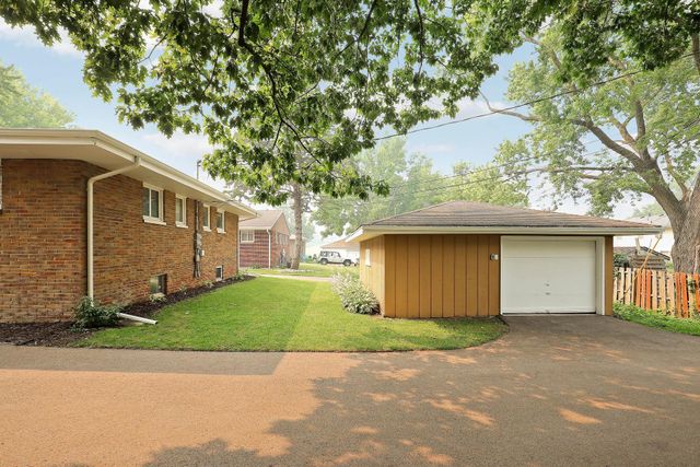 728 6th Avenue S, Hopkins, MN 55343