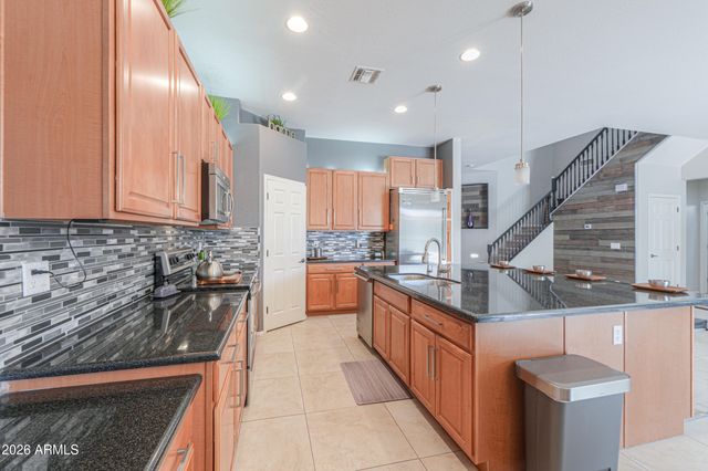 45247 W JACK RABBIT Trail, Maricopa, AZ 85139