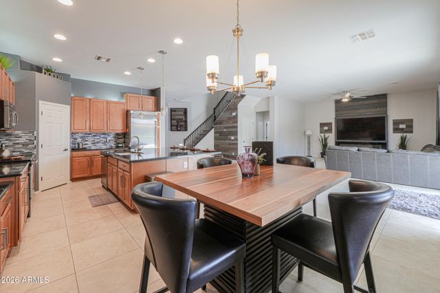 45247 W JACK RABBIT Trail, Maricopa, AZ 85139