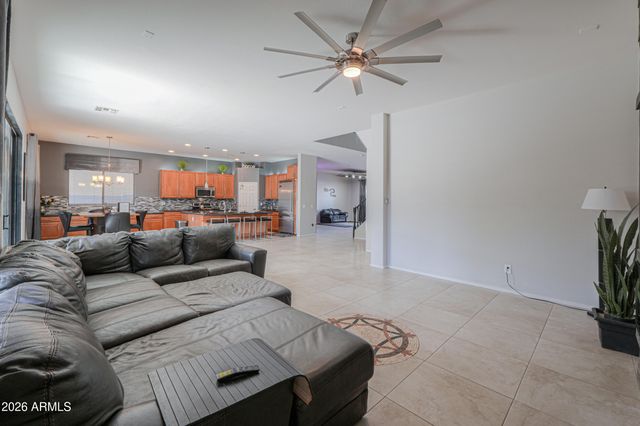 45247 W JACK RABBIT Trail, Maricopa, AZ 85139
