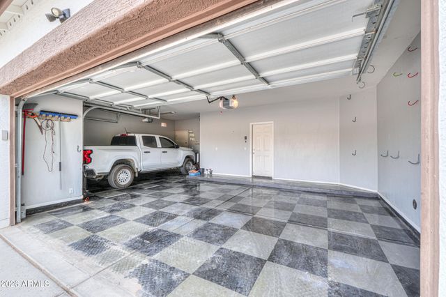 45247 W JACK RABBIT Trail, Maricopa, AZ 85139