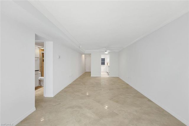 72 7th ST S 106, Naples, FL 34102