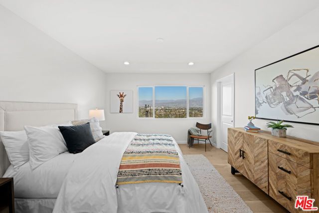 11725 Laurelwood Drive, Studio City (los Angeles), CA 91604