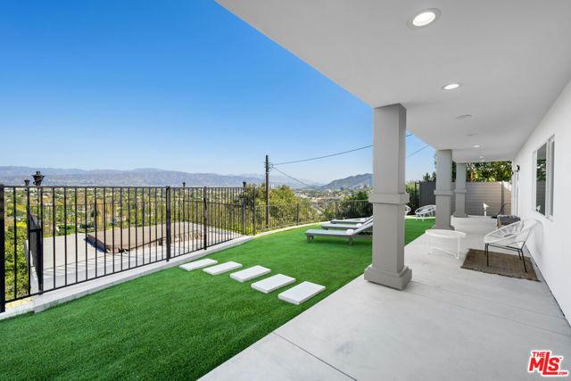 11725 Laurelwood Drive, Studio City (los Angeles), CA 91604