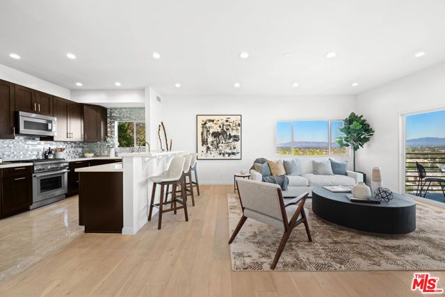 11725 Laurelwood Drive, Studio City (los Angeles), CA 91604