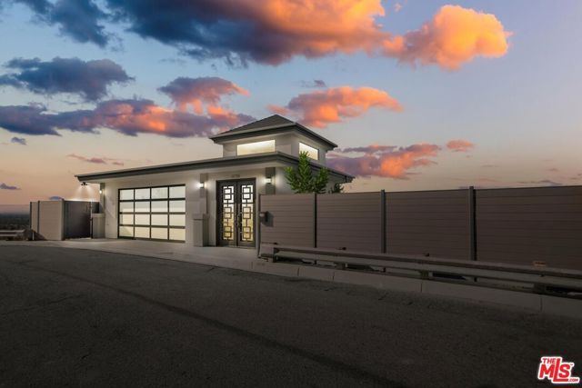 11725 Laurelwood Drive, Studio City (los Angeles), CA 91604