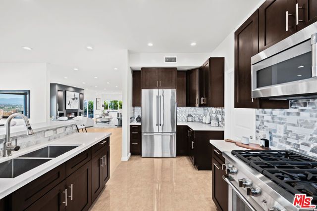 11725 Laurelwood Drive, Studio City (los Angeles), CA 91604