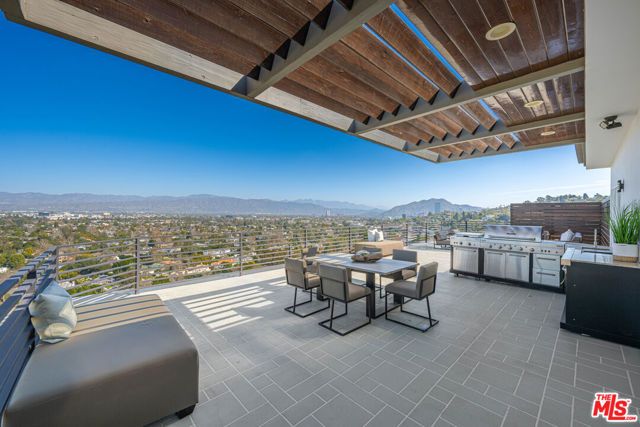 11725 Laurelwood Drive, Studio City (los Angeles), CA 91604