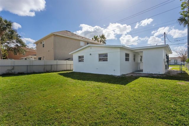 3819 W GRAY STREET, Tampa, FL 33609