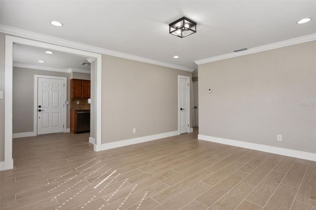 3819 W GRAY STREET, Tampa, FL 33609