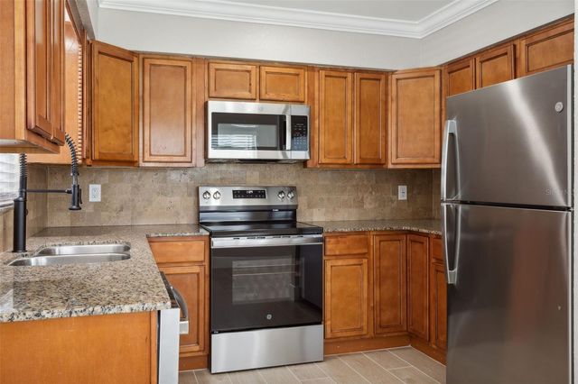 3819 W GRAY STREET, Tampa, FL 33609