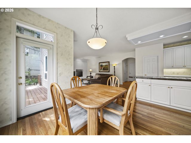 4296 Se AUGUSTA Loop, Gresham, OR 97080