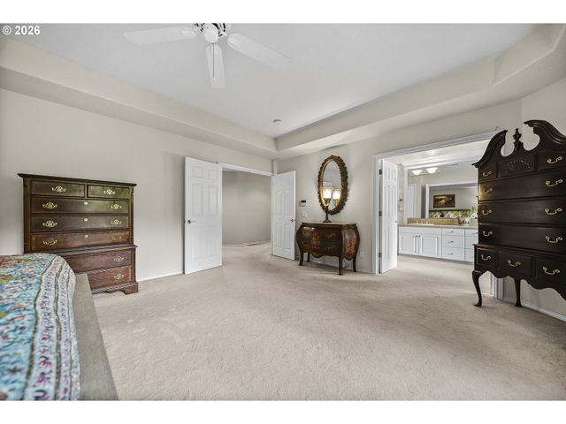 4296 Se AUGUSTA Loop, Gresham, OR 97080
