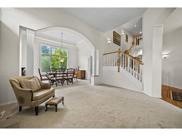 4296 Se AUGUSTA Loop, Gresham, OR 97080