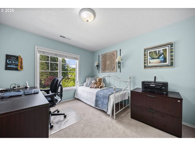 4296 Se AUGUSTA Loop, Gresham, OR 97080