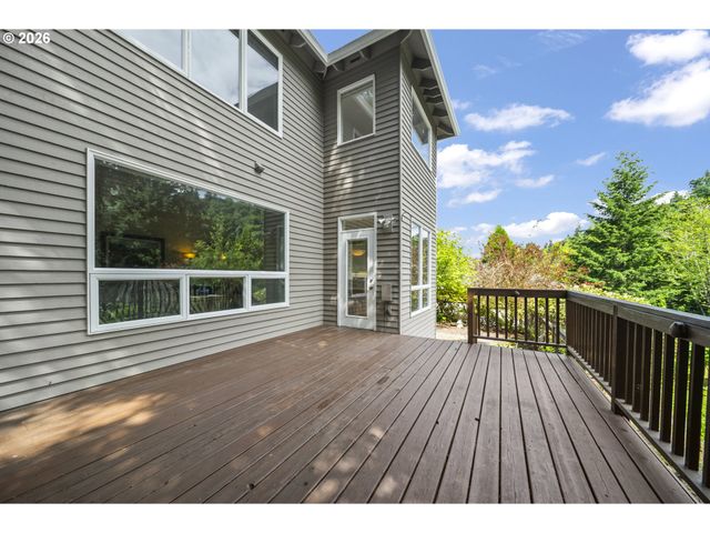 4296 Se AUGUSTA Loop, Gresham, OR 97080