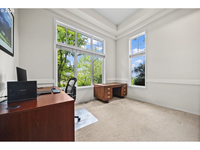 4296 Se AUGUSTA Loop, Gresham, OR 97080